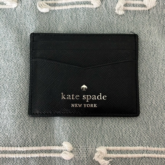 kate spade Handbags - Like new Kate Spade Cardlet